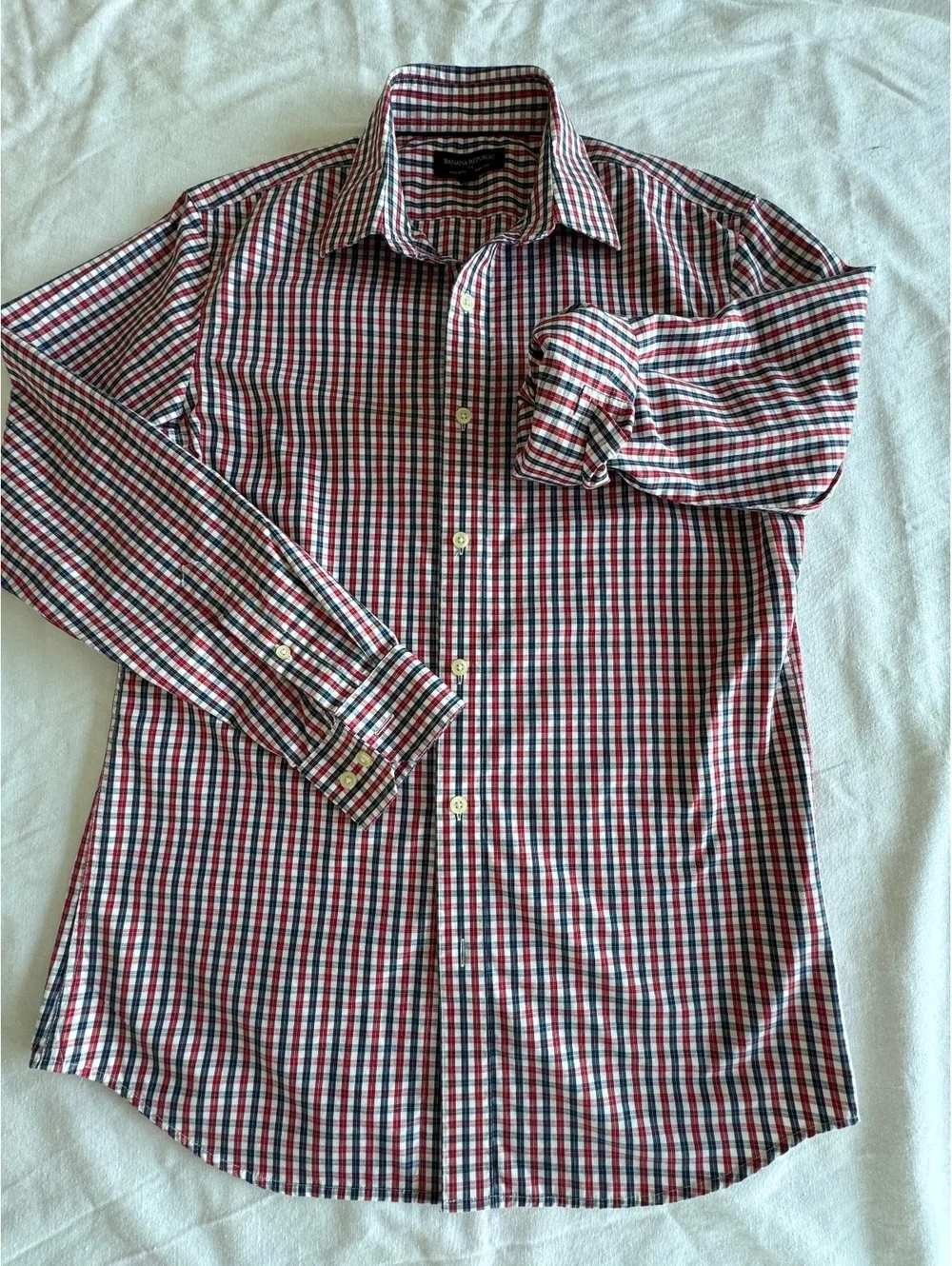 Banana Republic Men’s Check Button Down Navy & Red size Small